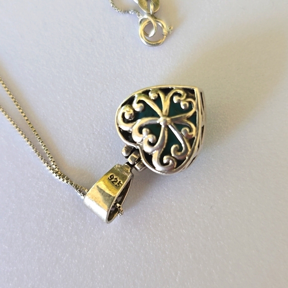 Turquoise Heart Pendant Necklace 925 Sterling Silver Setting & 19" Silver Chain - Picture 4 of 7